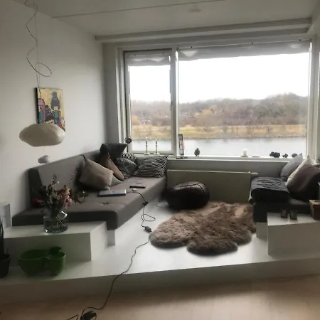 Amazing View Contemporary Flat *